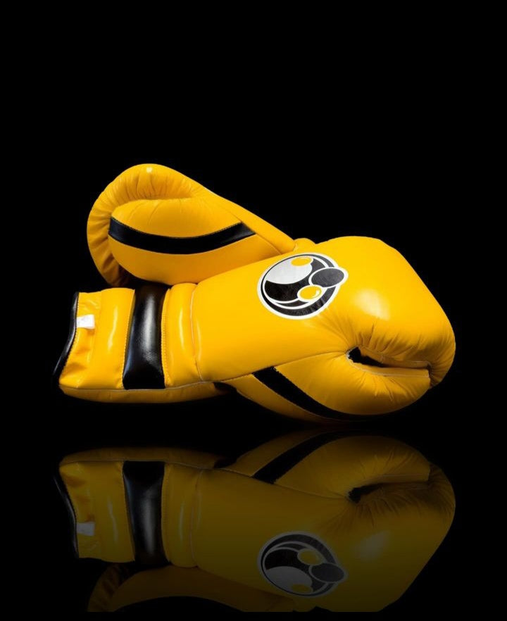 boxinggloves #boxing #boxingtraining #boxinglife #boxinggym #boxingworkout #mma #boxingday #boxingworld #kickboxing #muaythai #fitness #boxingcoach #boxinghype #boxingnews #ufc #boxeo #boxingdrills #boxinglifestyle #boxingclub #boxinggirl #boxingfitness #gloves #boxingfans #boxingislife #training #gym #boxingheads #boxingfamily #martialarts