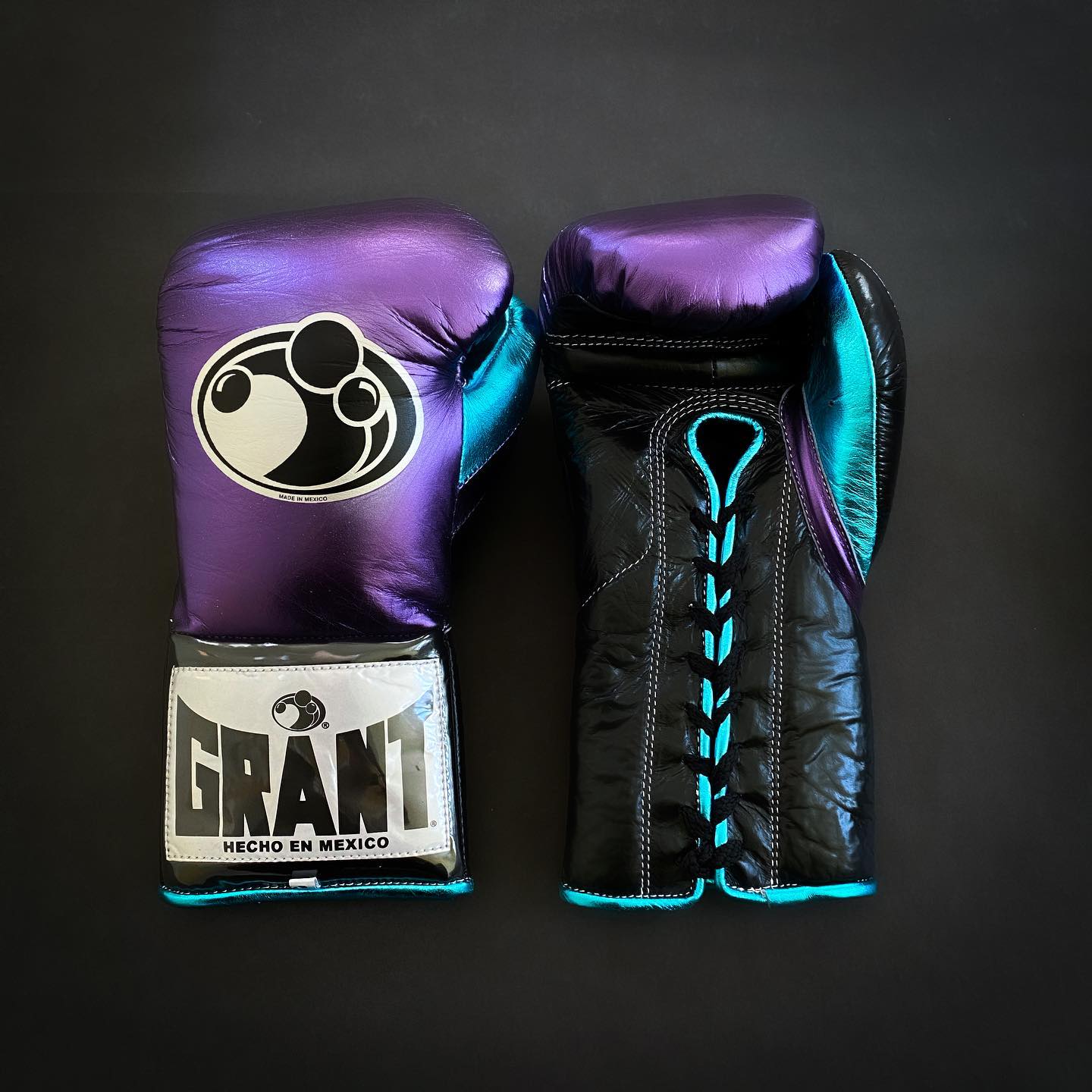 Winning boxing glove, winning boxing set, grant boxing glove, grant velcro gloves, winning velcro glove, clete reyes boxing, No boxing no life glove, Christmas gift for mens, Thanksgiving gift for her, Anniversary gifts for him, wedding gifts,winning velcro gloves, winning velcro glove winning open face head guard winning laceup gloves Winning Boxing set winning boxing glove wedding gifts unique gifts Thanksgiving gift for her purple grant gloves