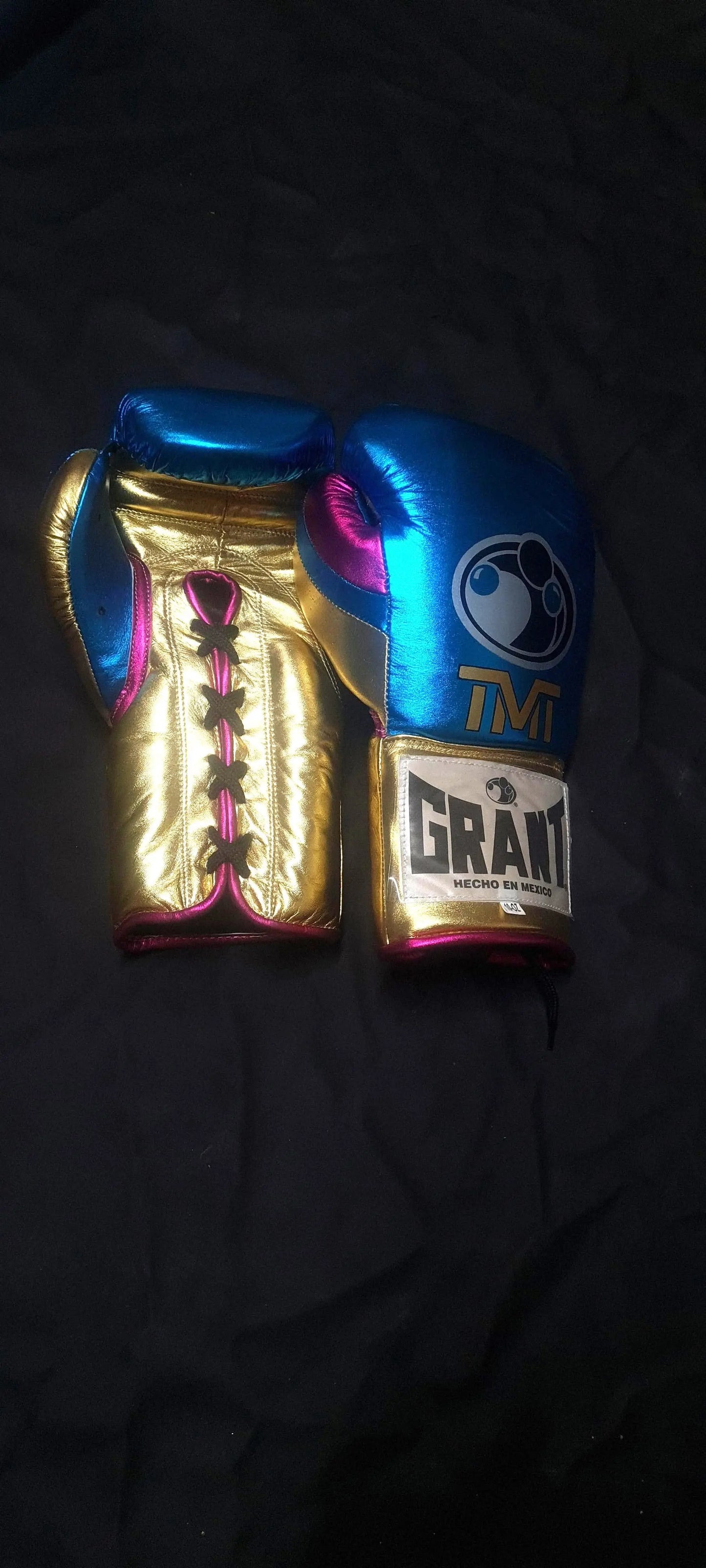 Personalized gifts Grant boxing glove gymstero