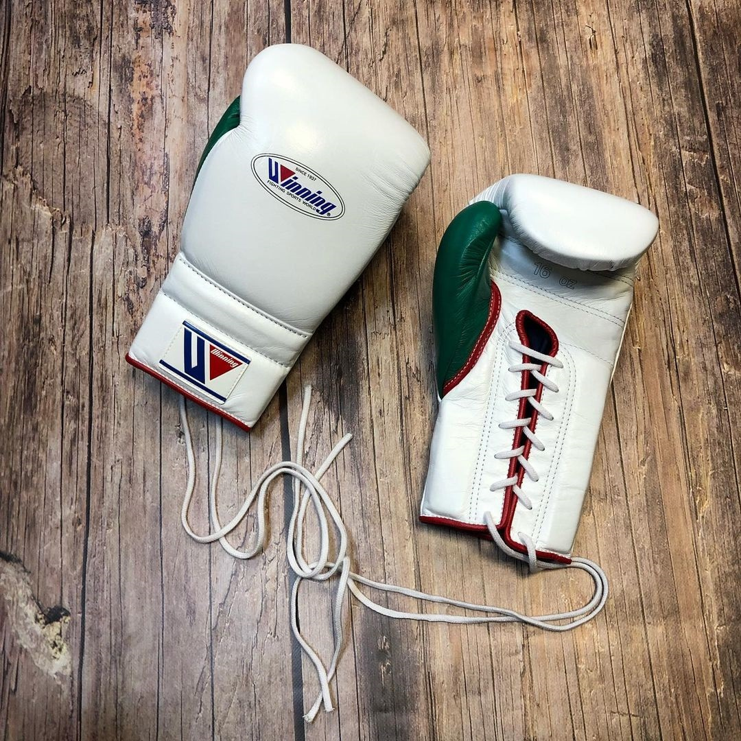 Personalized gifts WINNING boxing glove gymstero