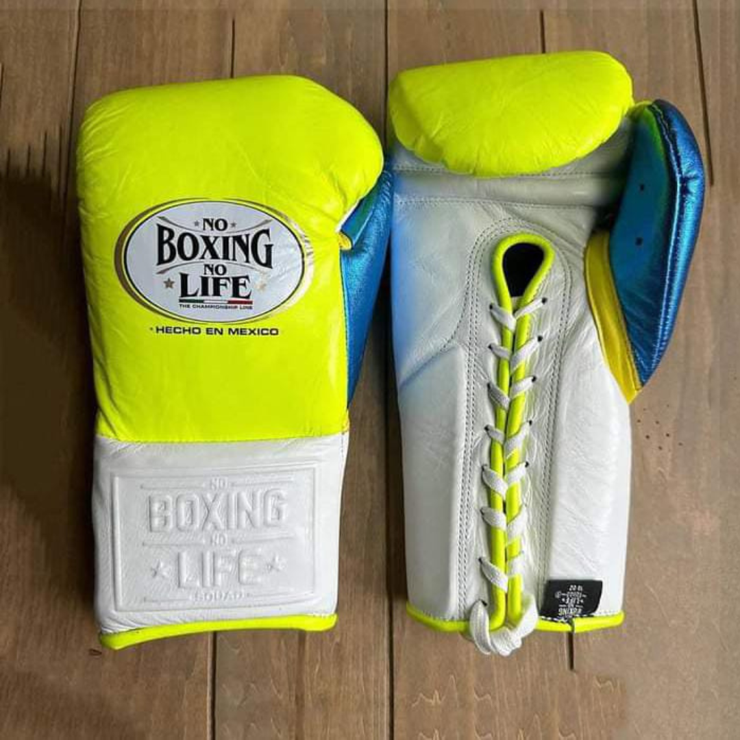 boxinggloves #boxing #boxingtraining #boxinglife #boxinggym #boxingworkout #mma #boxingday #boxingworld #kickboxing #muaythai #fitness #boxingcoach #boxinghype #boxingnews #ufc #boxeo #boxingdrills #boxinglifestyle #boxingclub #boxinggirl #boxingfitness #gloves #boxingfans #boxingislife #training #gym #boxingheads #boxingfamily #martialarts