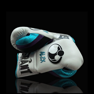 boxinggloves #boxing #boxingtraining #boxinglife #boxinggym #boxingworkout #mma #boxingday #boxingworld #kickboxing #muaythai #fitness #boxingcoach #boxinghype #boxingnews #ufc #boxeo #boxingdrills #boxinglifestyle #boxingclub #boxinggirl #boxingfitness #gloves #boxingfans #boxingislife #training #gym #boxingheads #boxingfamily #martialarts