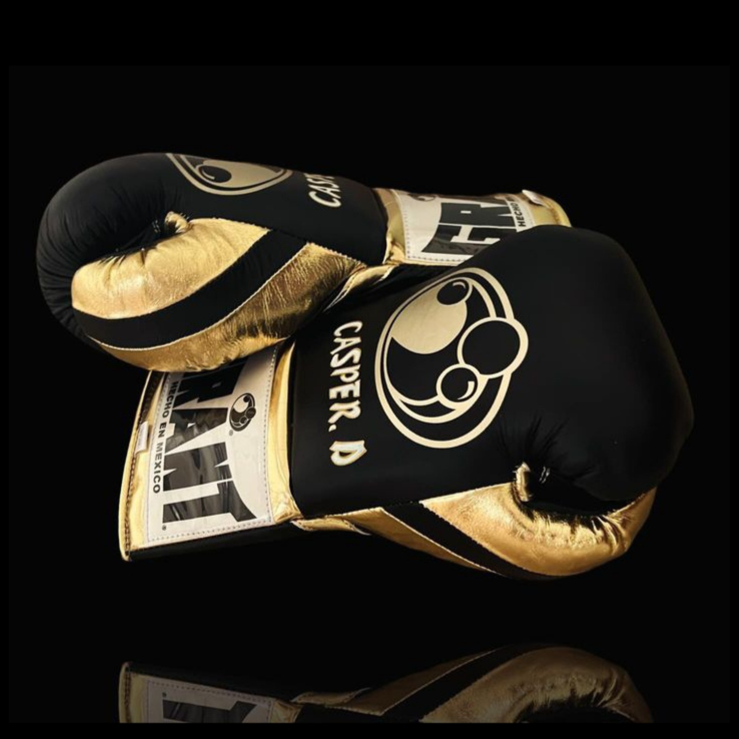 boxinggloves #boxing #boxingtraining #boxinglife #boxinggym #boxingworkout #mma #boxingday #boxingworld #kickboxing #muaythai #fitness #boxingcoach #boxinghype #boxingnews #ufc #boxeo #boxingdrills #boxinglifestyle #boxingclub #boxinggirl #boxingfitness #gloves #boxingfans #boxingislife #training #gym #boxingheads #boxingfamily #martialarts