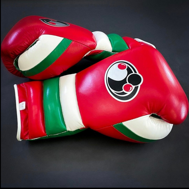 Customize your GRANT boxing gloves for the perfect gift! High-quality replica gloves, ideal for sparring and long training sessions. Features professional-grade construction, perfect fit, enhanced impact protection, ventilation technology, and secure closure. Available in various sizes and colors. Suitable for all levels of training and competition.