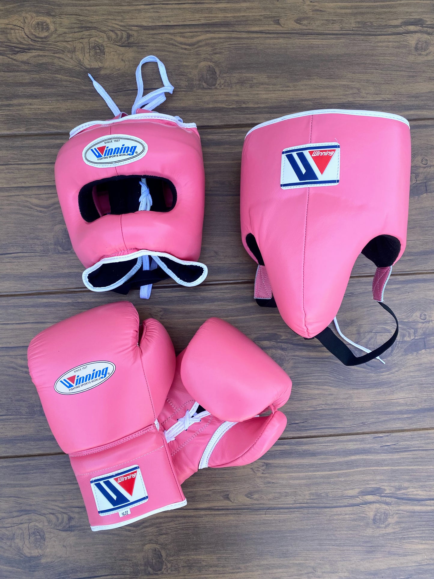 Winning Boxing Gloves & WINNING BOXING SET gymstero boxinggloves #boxing #boxingtraining #boxinglife #boxinggym #boxingworkout #mma #boxingday #boxingworld #kickboxing #muaythai #fitness #boxingcoach #boxinghype #boxingnews #ufc #boxeo #boxingdrills #boxinglifestyle #boxingclub #boxinggirl #boxingfitness #gloves #boxingfans #boxingislife #training #gym #boxingheads #boxingfamily #martialarts