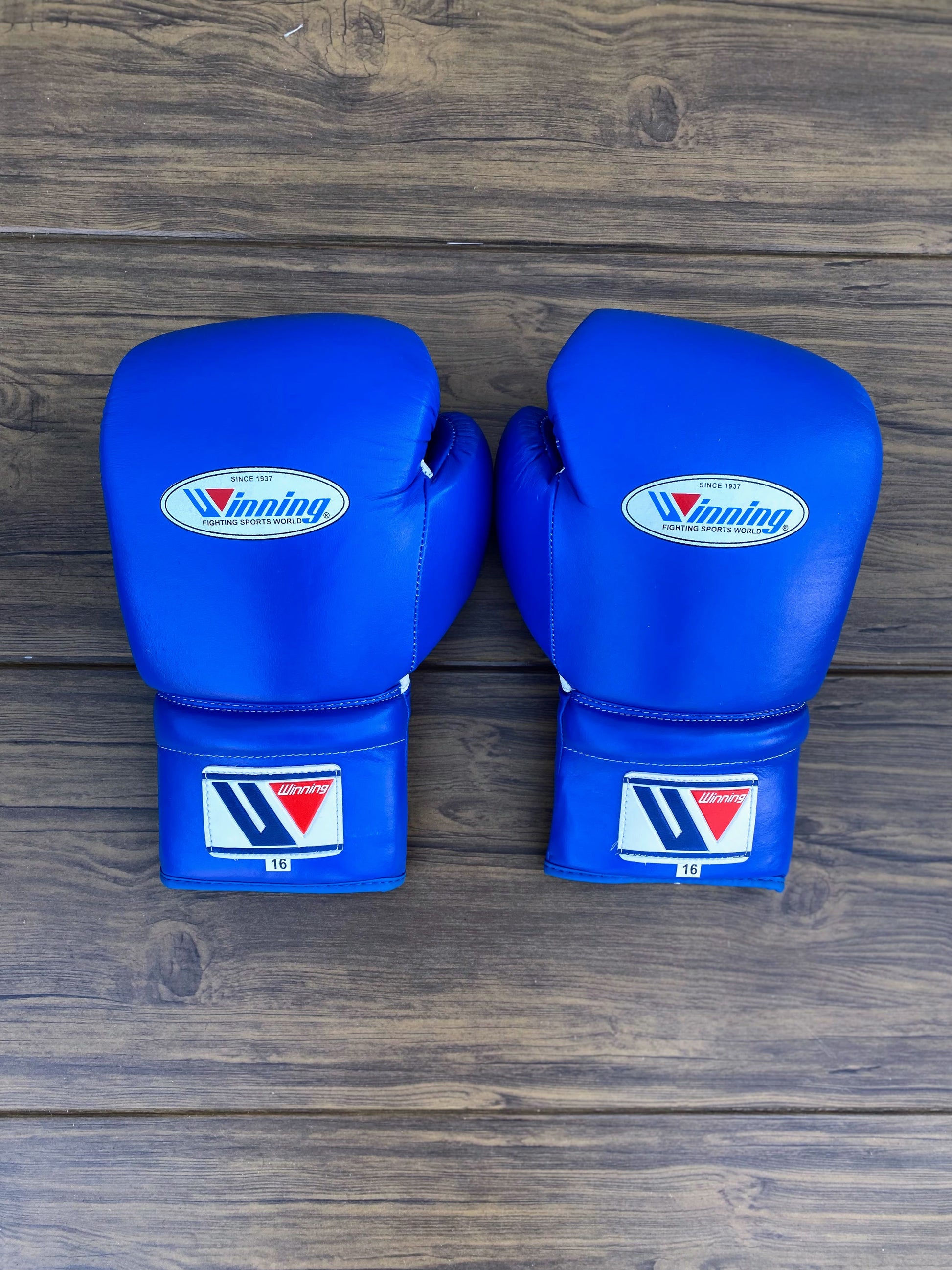 boxinggloves #boxing #boxingtraining #boxinglife #boxinggym #boxingworkout #mma #boxingday #boxingworld #kickboxing #muaythai #fitness #boxingcoach #boxinghype #boxingnews #ufc #boxeo #boxingdrills #boxinglifestyle #boxingclub #boxinggirl #boxingfitness #gloves #boxingfans #boxingislife #training #gym #boxingheads #boxingfamily #martialarts