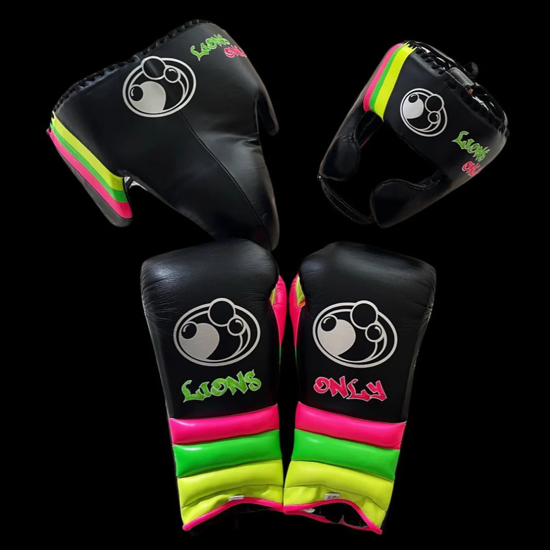 GRANT BOXING GLOVES  BLACK MULTI COLOR GRANT BOXING SET gymstero #boxingtraining #boxinglife #boxinggym #boxingworkout #mma #boxingday #boxingworld #kickboxing #muaythai #fitness #boxingcoach #boxinghype #boxingnews #ufc #boxeo #boxingdrills #boxinglifestyle #boxingclub #boxinggirl #boxingfitness #gloves #boxingfans #boxingislife #training #gym #boxingheads #boxingfamily #martialarts