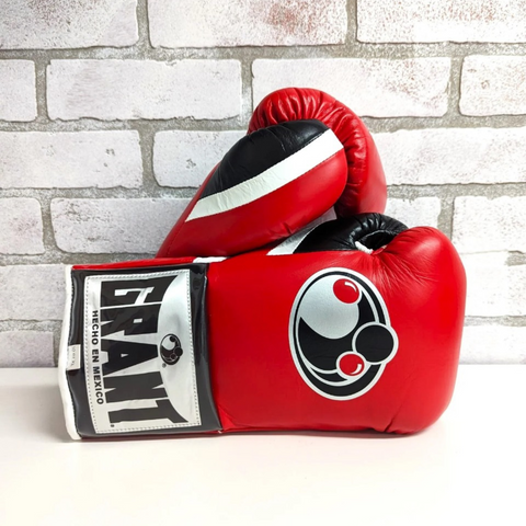 Personalized gifts Grant Boxing Gloves gymstero
boxinggloves #boxing #boxingtraining #boxinglife #boxinggym #boxingworkout #mma #boxingday #boxingworld #kickboxing #muaythai #fitness #boxingcoach #boxinghype #boxingnews #ufc #boxeo #boxingdrills #boxinglifestyle #boxingclub #boxinggirl #boxingfitness #gloves #boxingfans #boxingislife #training #gym #boxingheads #boxingfamily #martialarts