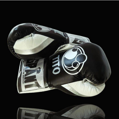 boxinggloves #boxing #boxingtraining #boxinglife #boxinggym #boxingworkout #mma #boxingday #boxingworld #kickboxing #muaythai #fitness #boxingcoach #boxinghype #boxingnews #ufc #boxeo #boxingdrills #boxinglifestyle #boxingclub #boxinggirl #boxingfitness #gloves #boxingfans #boxingislife #training #gym #boxingheads #boxingfamily #martialarts